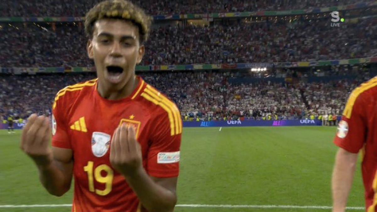 Lamine Yamal mocks France star after the end of the match (video